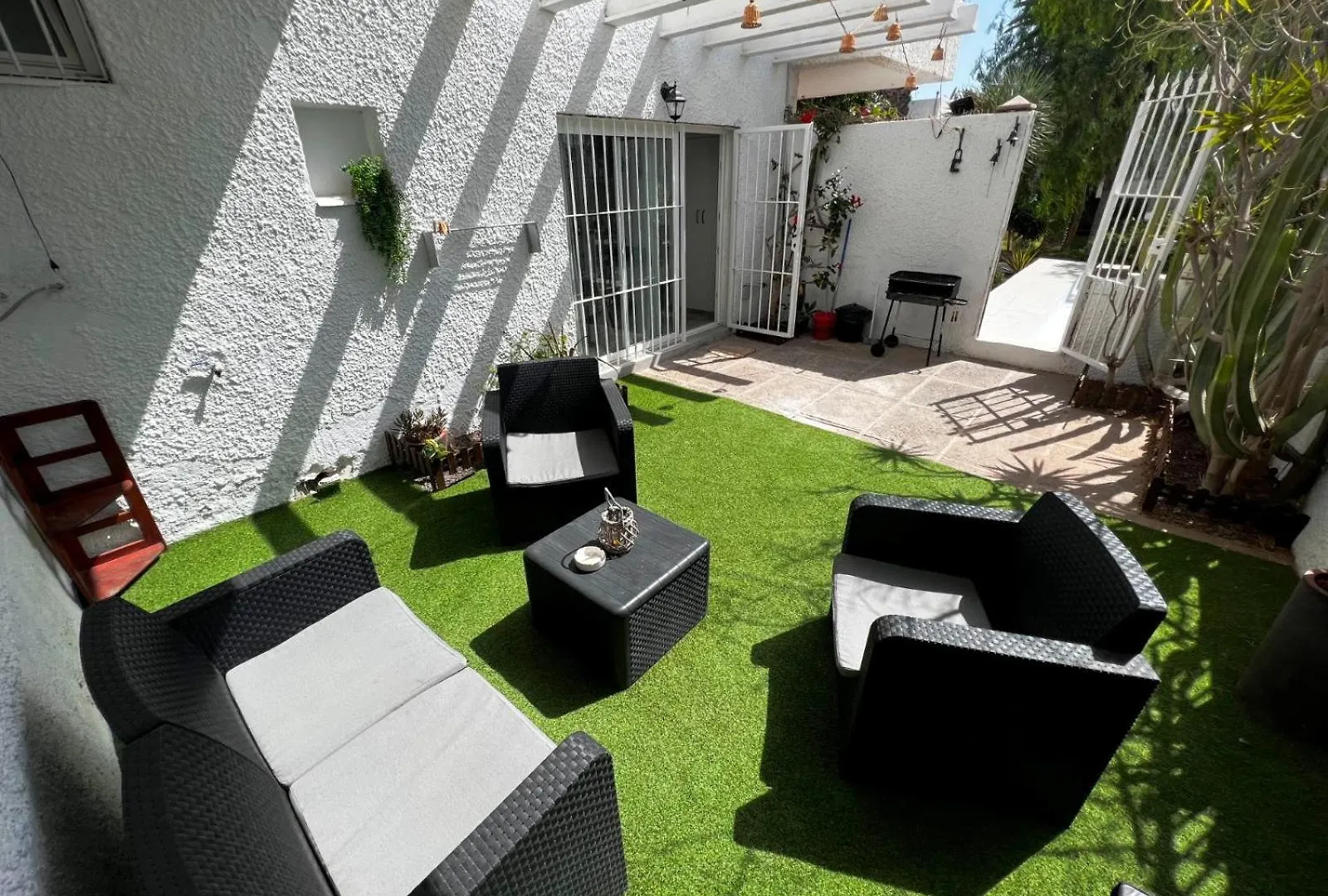 Moderno Estudio Con Jardin Con Bbq Y Piscina En Costa Del Silencio Apartment