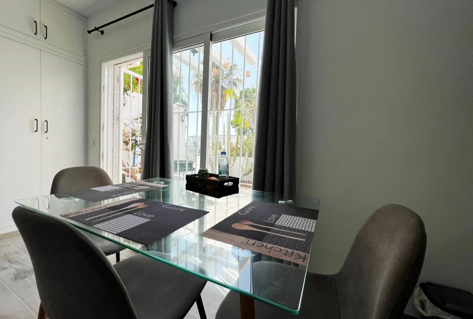 Moderno Estudio Con Jardin Con Bbq Y Piscina En Costa Del Silencio Apartment